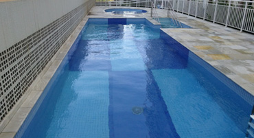 Limpeza semanal de Piscinas