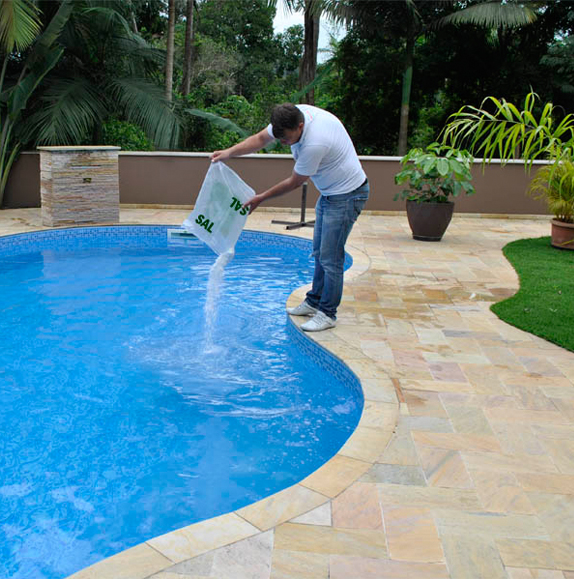 Manutenção de Piscinas Ligue: (11) 5673-1968 / WhatsApp (11) 99603-8448