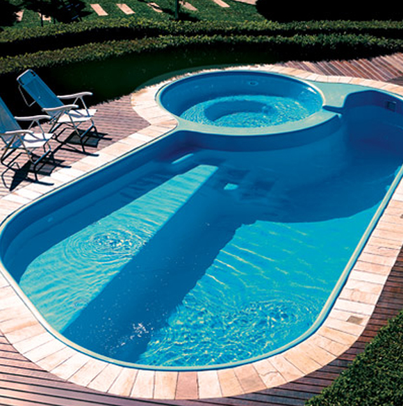 Limpeza Semanal de Piscinas Ligue: (11) 5673-1968 / WhatsApp (11) 99603-8448